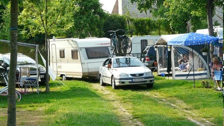 http://www.neet.hu/images/gyula_mark02.jpg